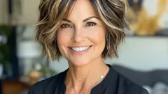 Strihy pre ženy po štyridsiatke: aký strih si vybrať, aby ste vyzerali štýlovo aj bez úprav